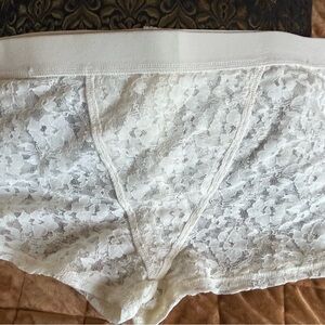 New Anthropologie ivory lace boy short underwear size large NWT